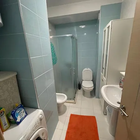 Ergi's Host * 地拉那